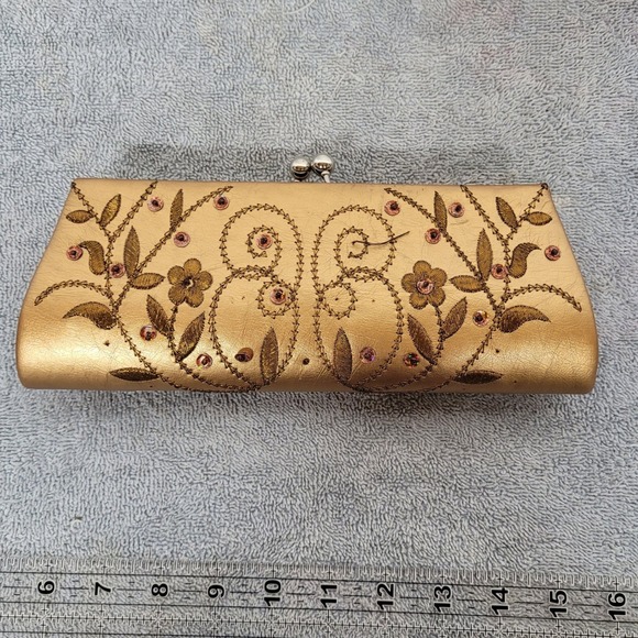 Bijoux Terner Handbags - Bijoux Terner Gold Metallic Floral Embroidered Sequin Kiss Lock Evening Clutch